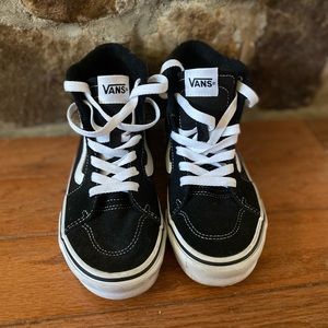 Vans Off the Wall Hi-Top Size 2.0 youth, Black, Barely worn.